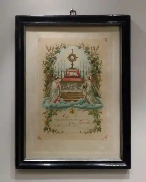 Certificate with design of solar cross and last supper in between two angels. Certificate with design of solar cross and last supper in between two angels.